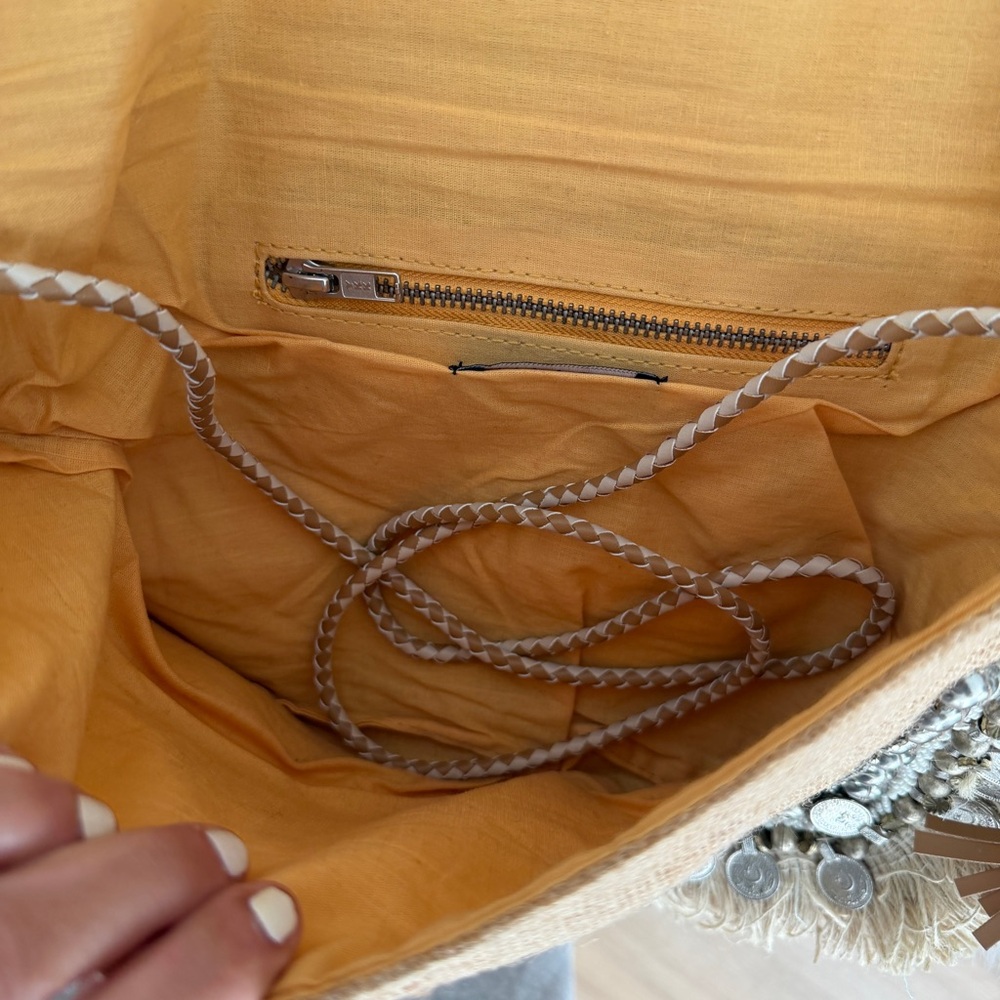Clutch Shashi - Picture 5 of 6